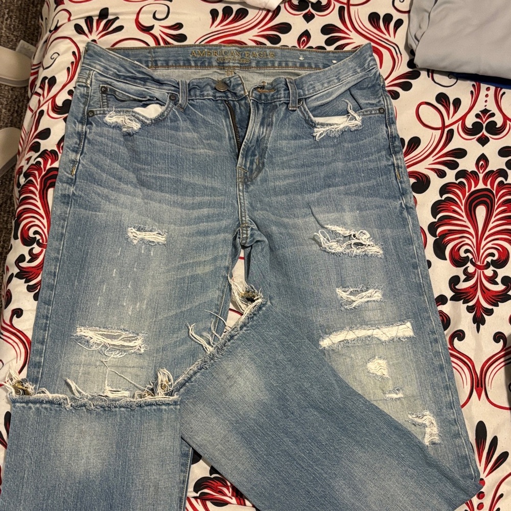American Eagle Outfitters Light Blue Denim Jeans